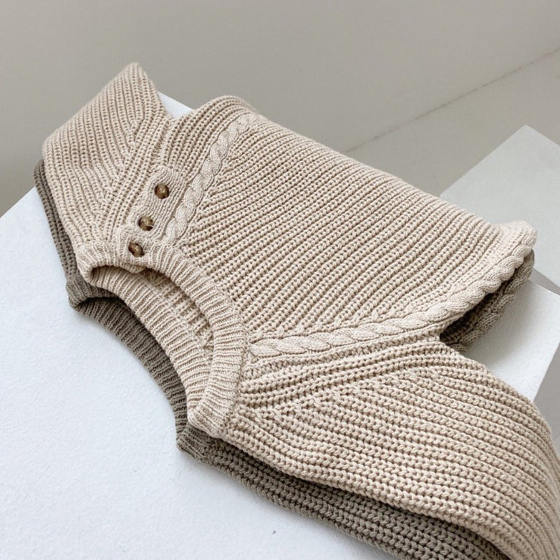 Simple knitted khaki loose pullover long-sleeved triangle crawler